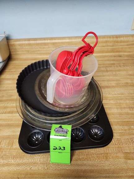 Baking pans