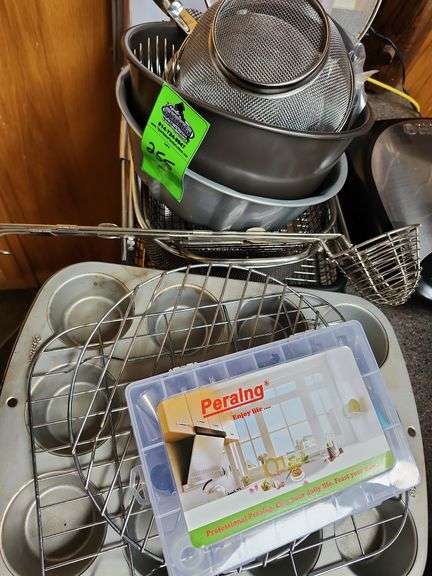 Kitchenware strainers,cupcakes, pans