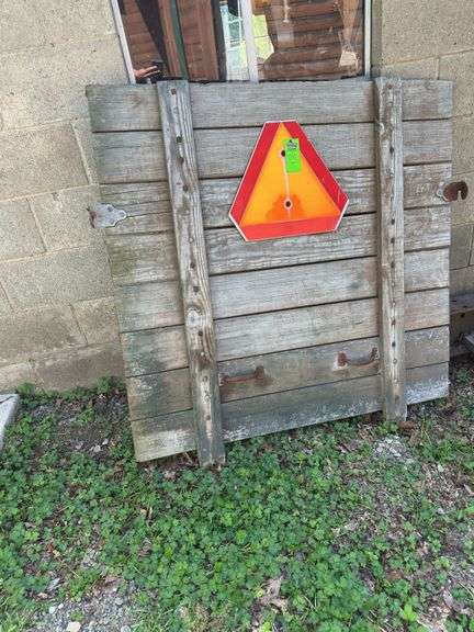 Rear wood gate