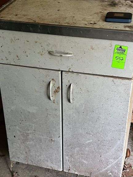 Cabinet drawer
