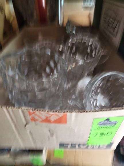 Miscellaneous glassware