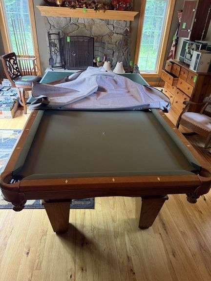 Pool que stand / Ping Pong Table/ Pool Table