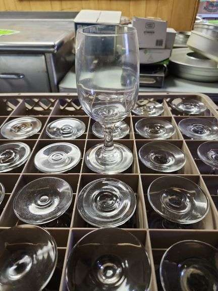 Wine glasses quantity of 34