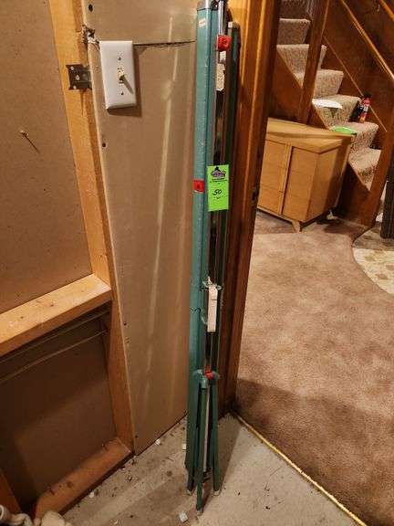 Projector screen
