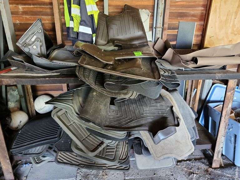 Car floor mats