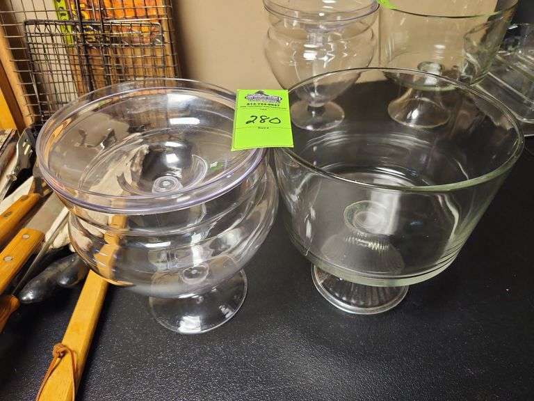 Trifle dishes image