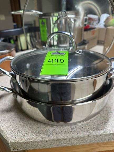 Pan and pot with lids