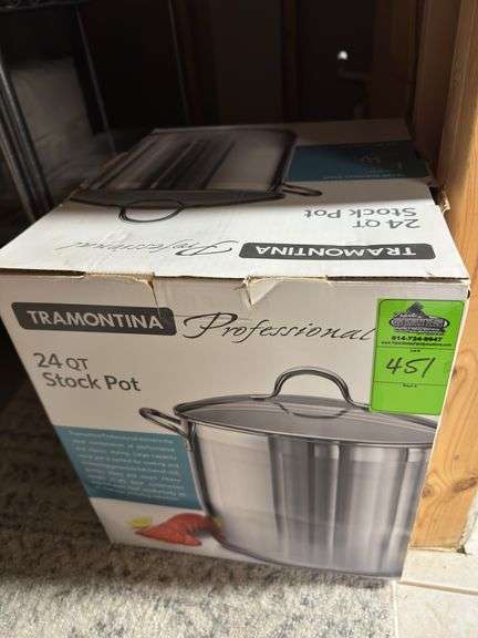 24 quart stock pot and steamer basket