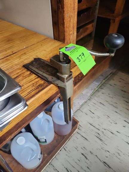 Can opener image