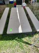 Picnic table