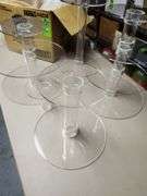 Tear cupcake holder