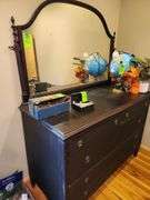 Dresser no contents on top