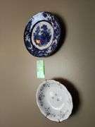 Hanging dishes