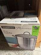 24 quart stock pot and steamer basket