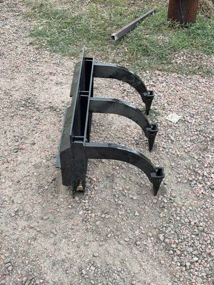 GIYI 3 Tooth MINI skid steer ripper image