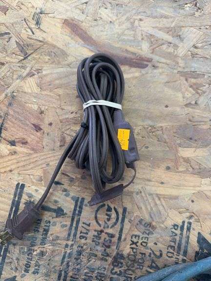 Small extension cords image