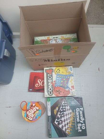 Box of random games image