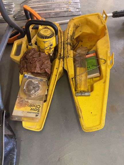 McCulloch chainsaw image