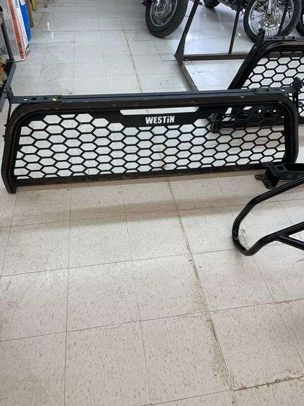 Westin had a crack for pick up with brackets image