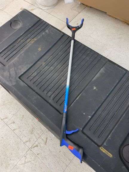 Extend a reach grabber tool image