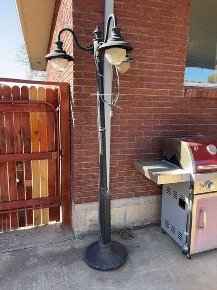 Plug in outdoor lamp image