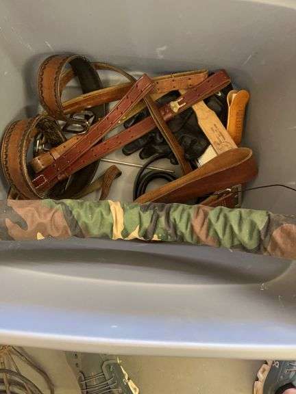 Hunting accessories image