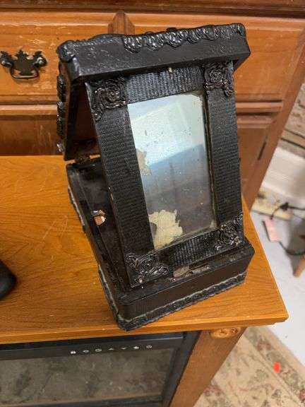 Antique folding mirror image
