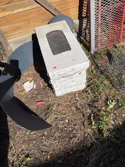 5 boxes of slate looking tile image