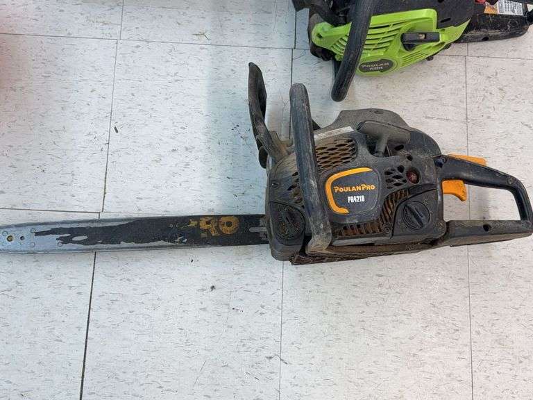 Poulan Pro PR428 chainsaw without chain image