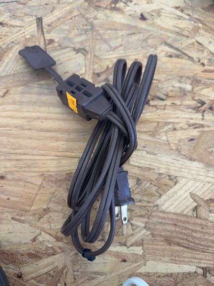 Small extension cords image