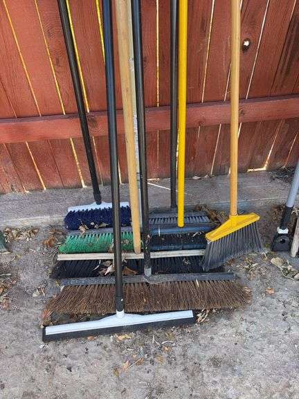 Miscellaneous brooms image