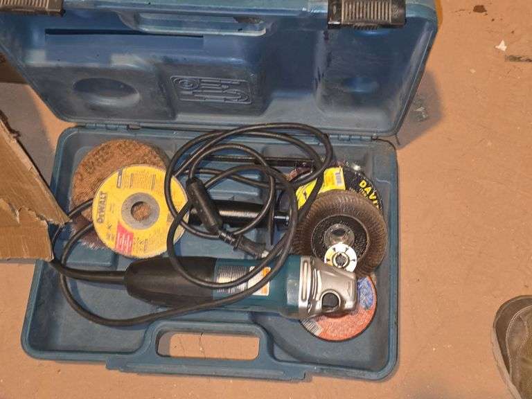 Makita grinder image