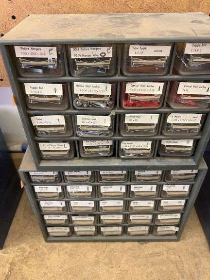 Assorted small screws image