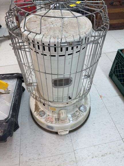 Kerosene shop heater image