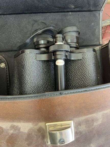Bushnell binoculars image