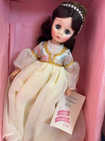 Alexander doll company (Juliet 1370) image