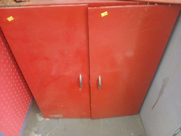 Metal red cabinet image