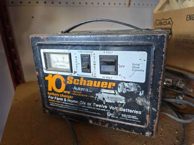 Consignment: Battery Charger image