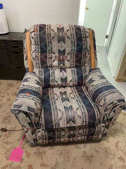 Recliner chair image