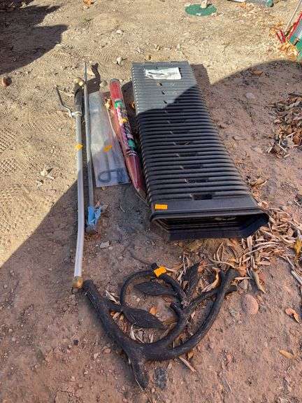 Miscellaneous outdoor items image