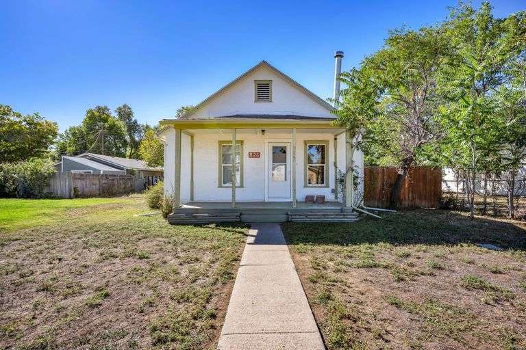 Bid to Own! Real Estate Investment Opportunity 826 Forest Ave image