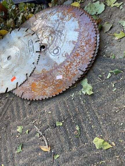 Saw blades x4 image