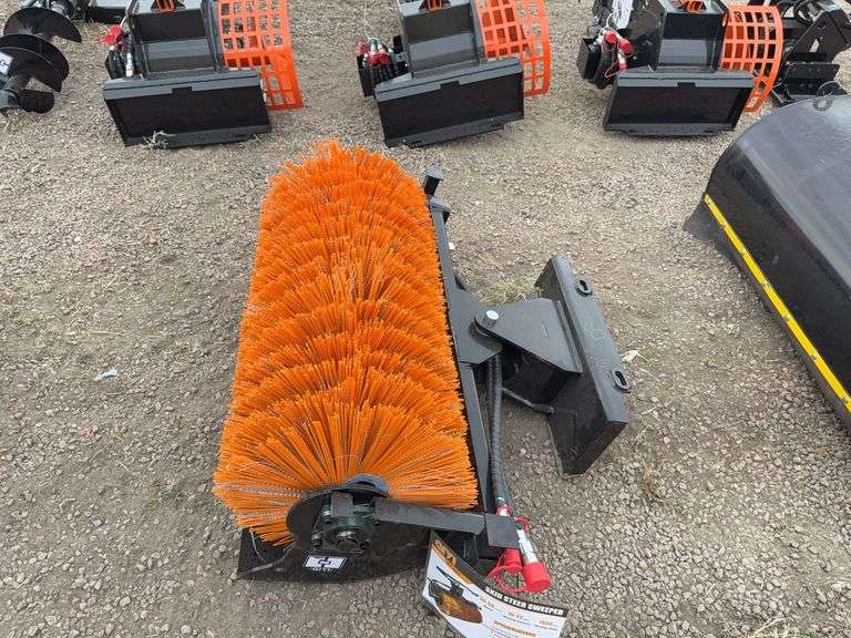 GIYI MINI Skid steer sweeper model GY-QSJ image