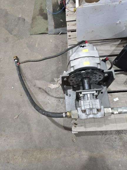 Hydraulic Motor/Alternator Assembly image
