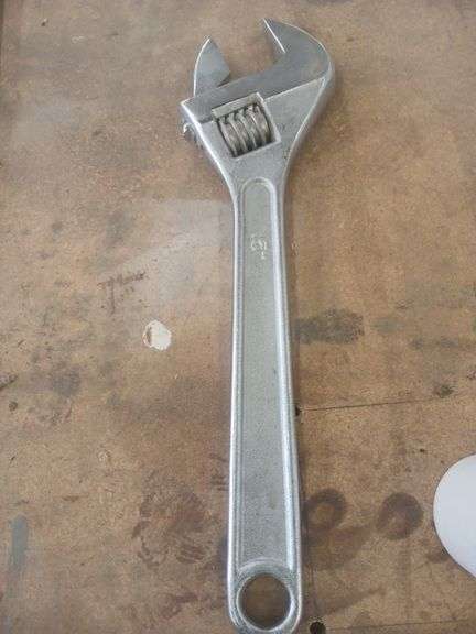15" wrench image
