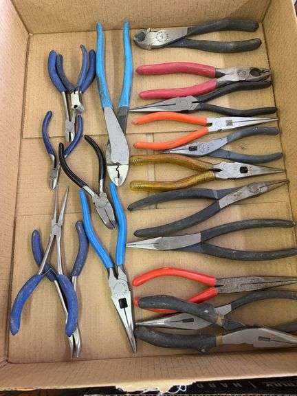 Box of pliers image