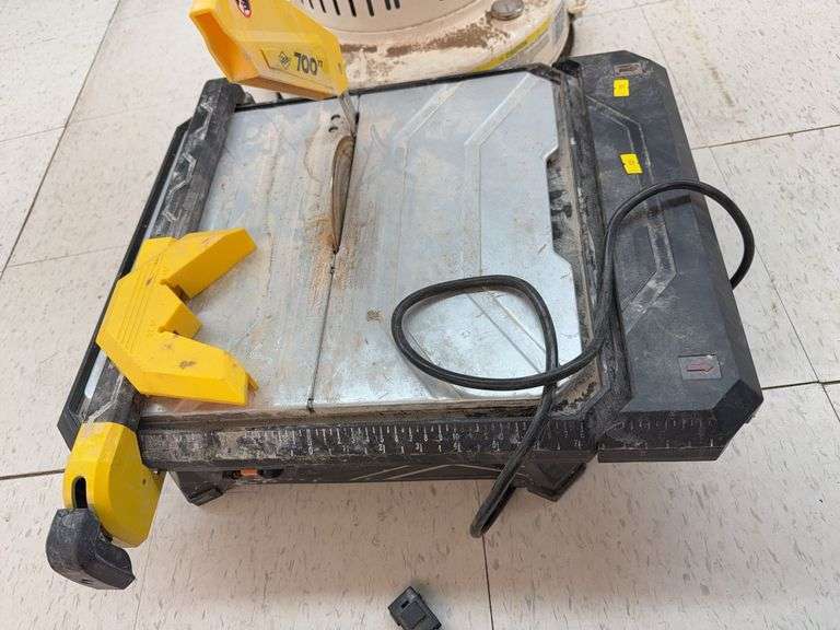 Qep 700 XT Tile saw image