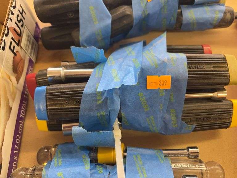 Set of socket wrenches image