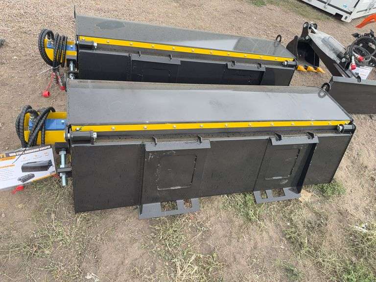GIYI Skid Steer Boxbroom sweeper for full size skid steer image