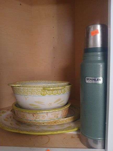 Stanley thermos. image